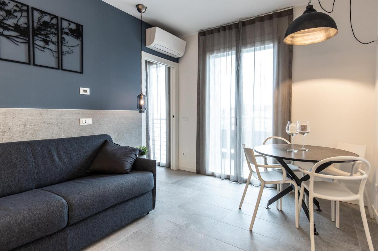 Sei Garda Apartments ペスキエーラ・デル・ガルダ エクステリア 写真