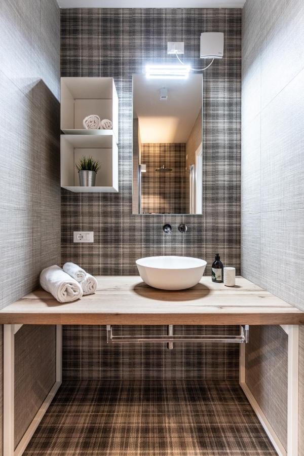 Sei Garda Apartments ペスキエーラ・デル・ガルダ エクステリア 写真