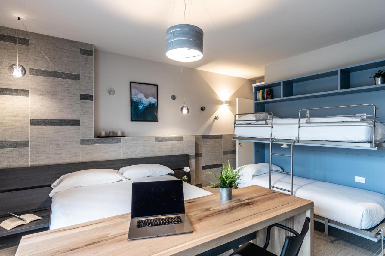 Sei Garda Apartments ペスキエーラ・デル・ガルダ エクステリア 写真