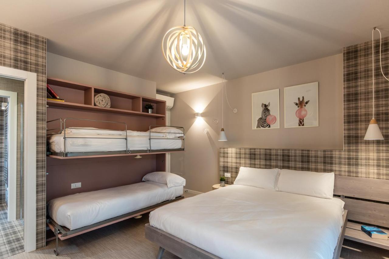 Sei Garda Apartments ペスキエーラ・デル・ガルダ エクステリア 写真
