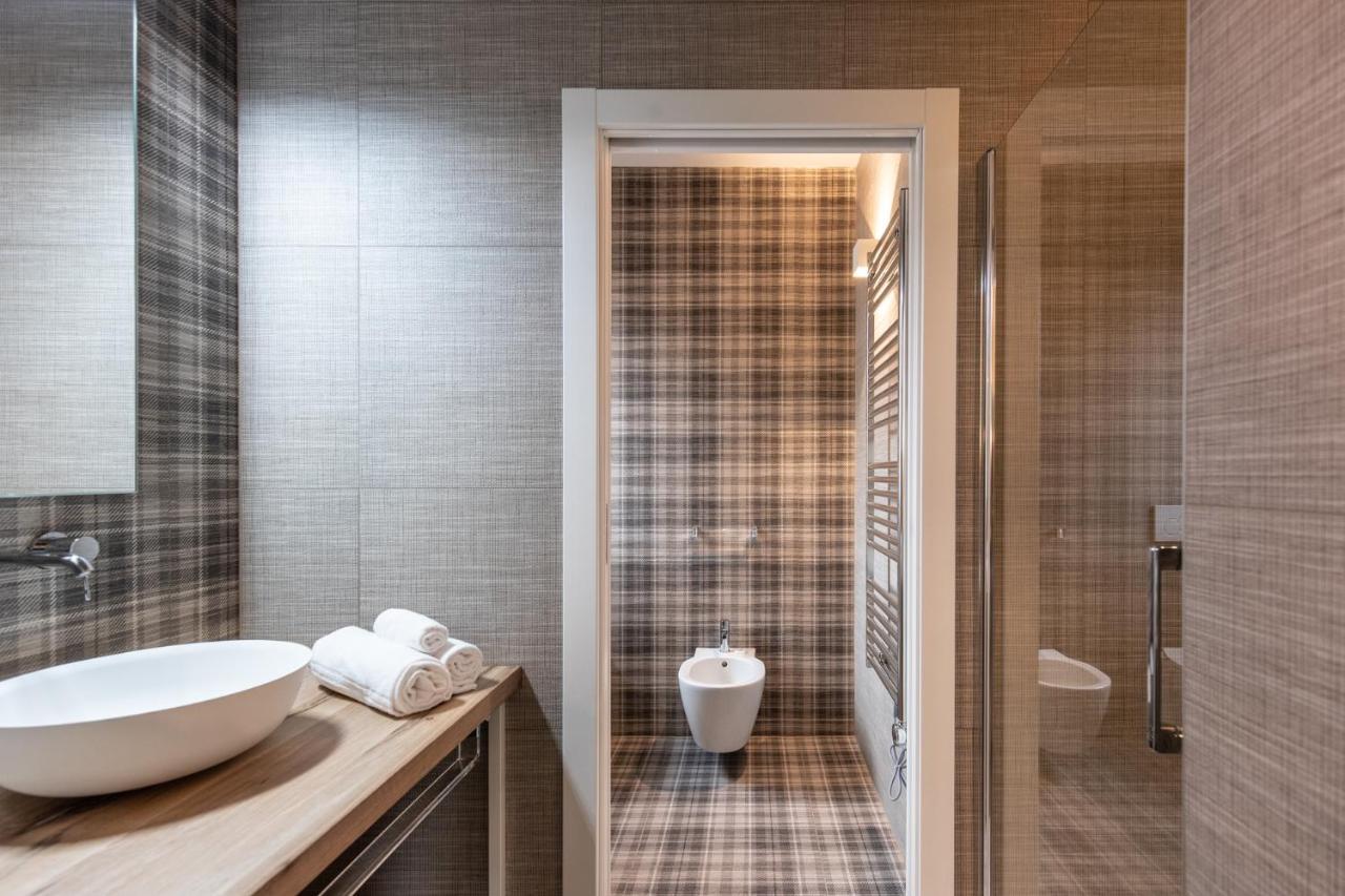Sei Garda Apartments ペスキエーラ・デル・ガルダ エクステリア 写真