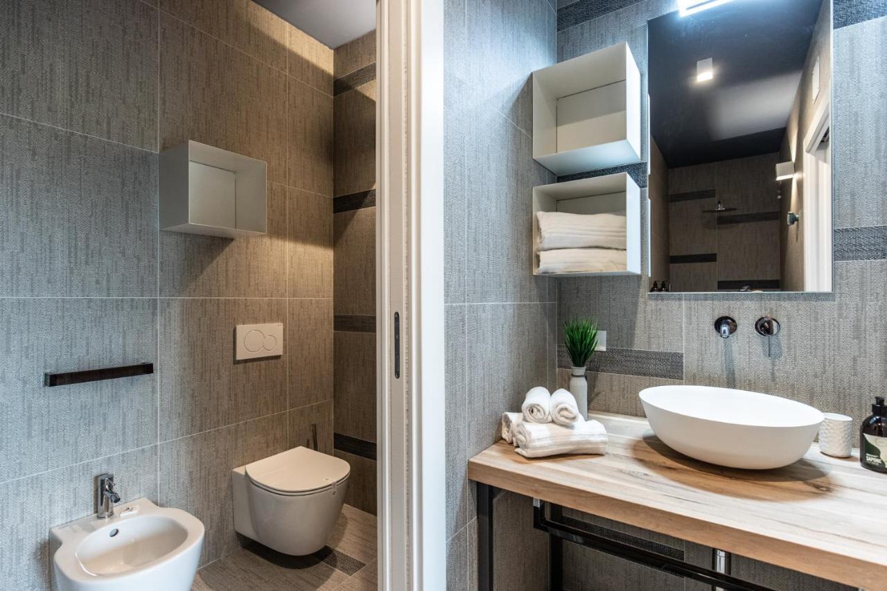 Sei Garda Apartments ペスキエーラ・デル・ガルダ エクステリア 写真